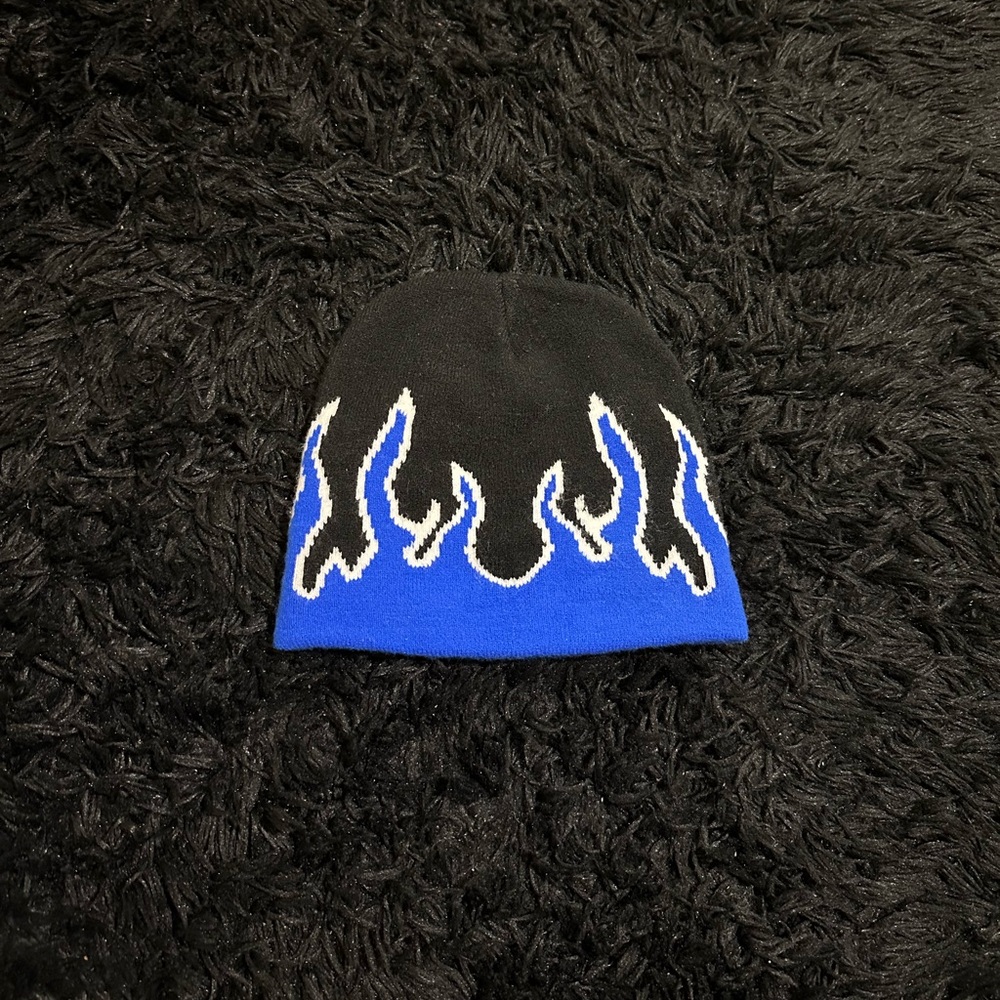 Flame knit Beanie